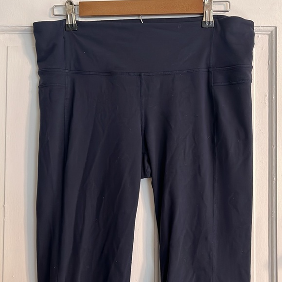 Athleta Yoga Pants - Women’s Large - Picture 2 of 6